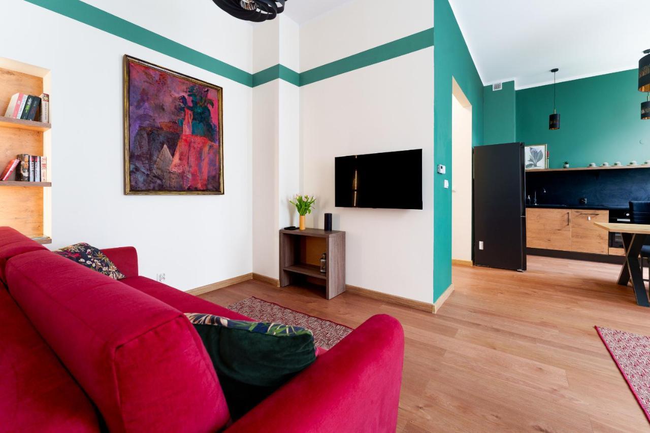 Apartament Inspirujacy - Z Prywatnym Monitorowanym Parkingiem - 4 Osobowy - Space Apart Jelenia Gora Bagian luar foto