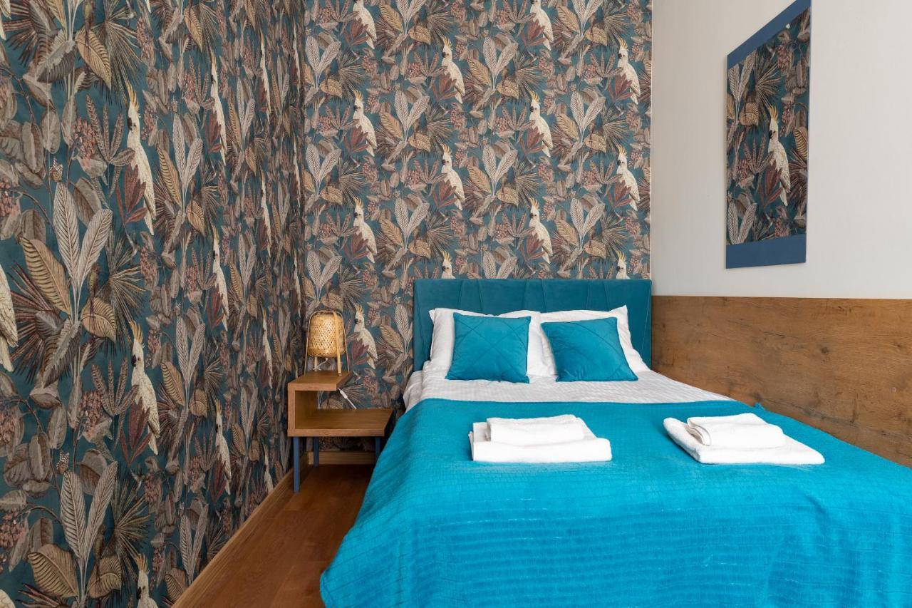Apartament Inspirujacy - Z Prywatnym Monitorowanym Parkingiem - 4 Osobowy - Space Apart Jelenia Gora Bagian luar foto