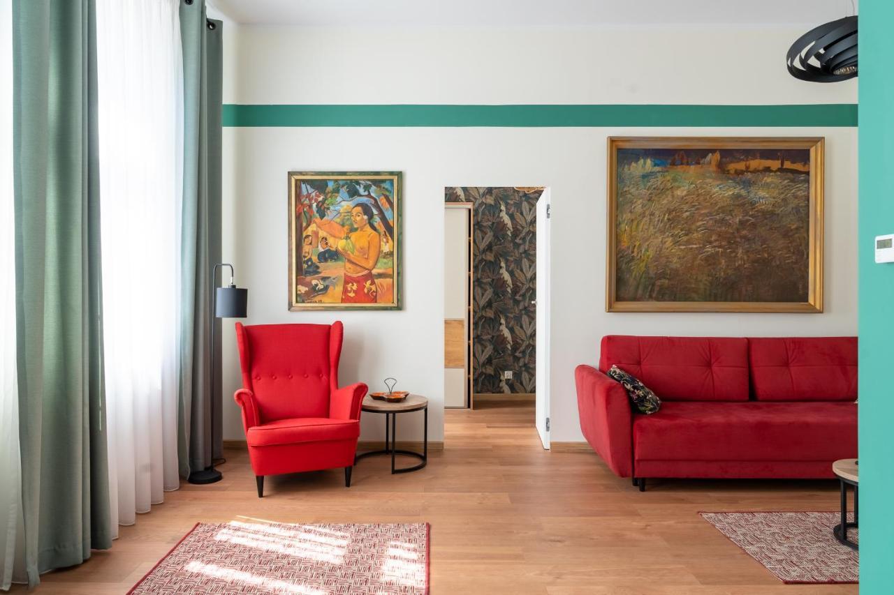 Apartament Inspirujacy - Z Prywatnym Monitorowanym Parkingiem - 4 Osobowy - Space Apart Jelenia Gora Bagian luar foto
